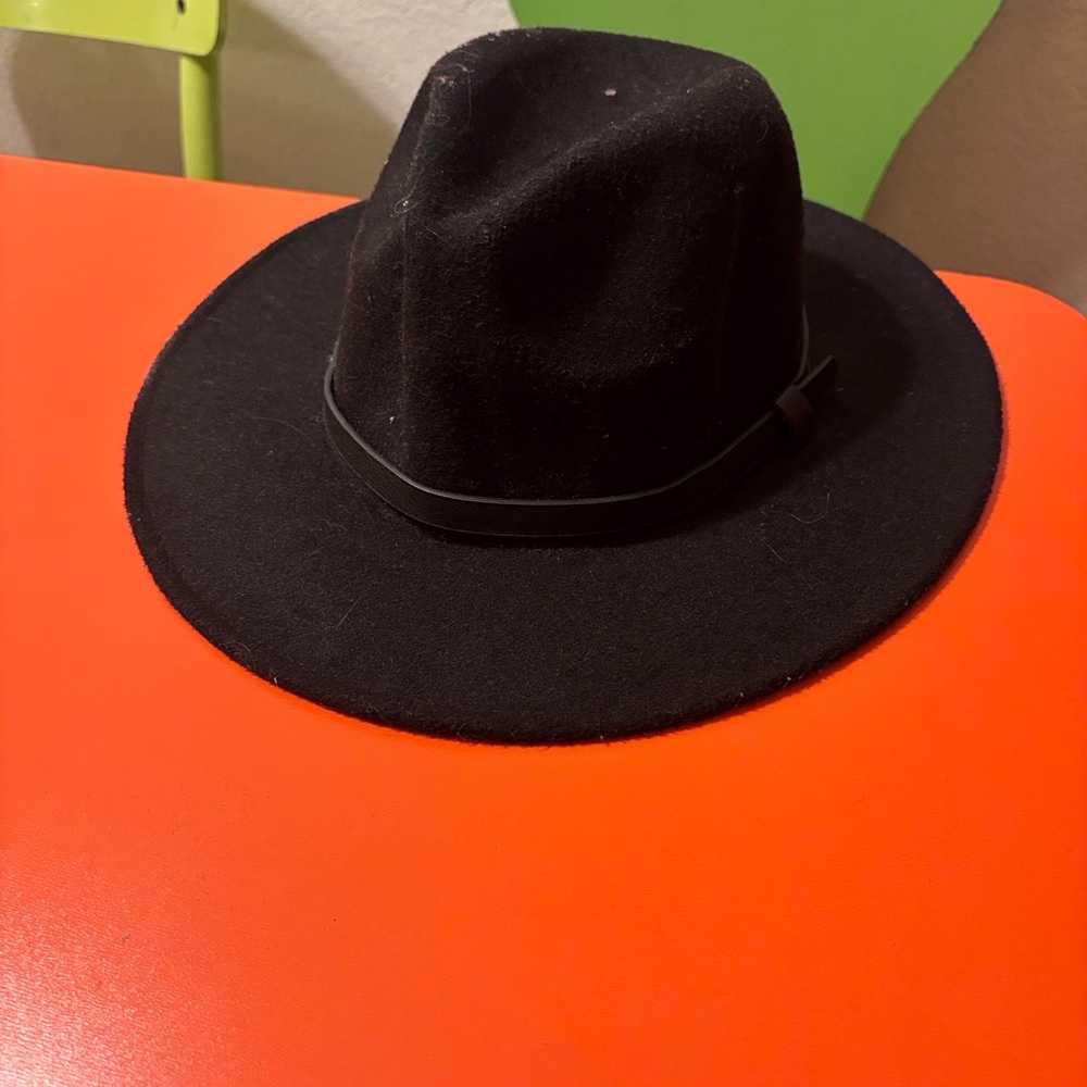 Classic Black Hat